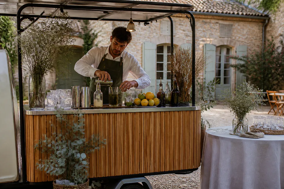 Service mobile de restauration pour une réception — illustration générée par IA