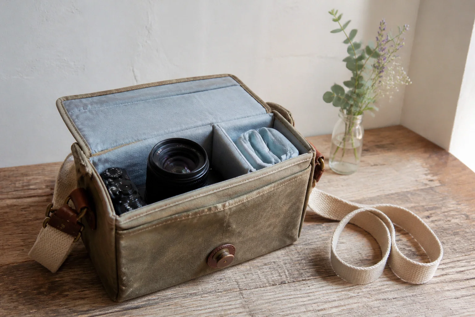 Appareil photo et accessoires de reportage de mariage — illustration générée par IA