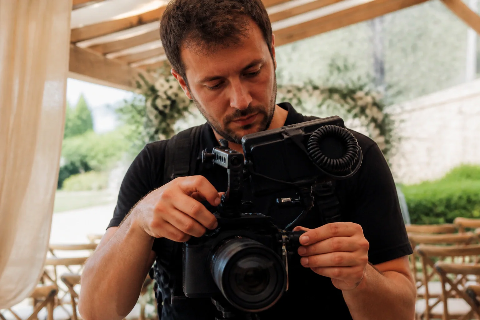 Matériel de tournage pour un film de mariage — illustration générée par IA