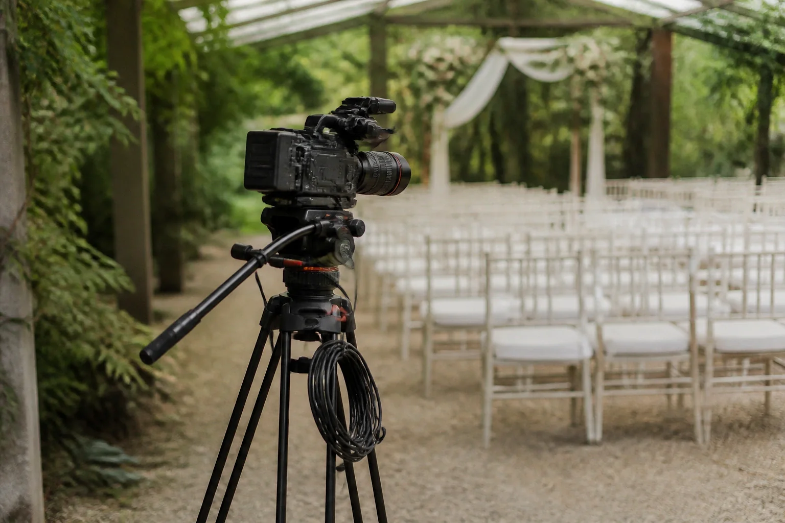 Matériel de tournage pour un film de mariage — illustration générée par IA