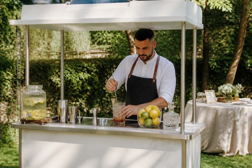Service mobile de restauration pour une réception — illustration générée par IA