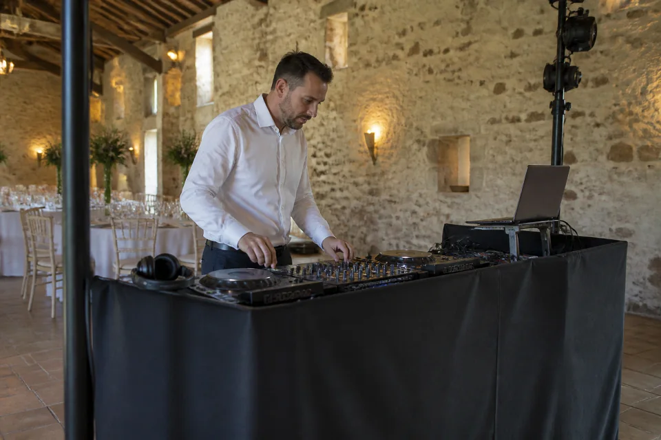 Préparation musicale d’une soirée de mariage — illustration générée par IA