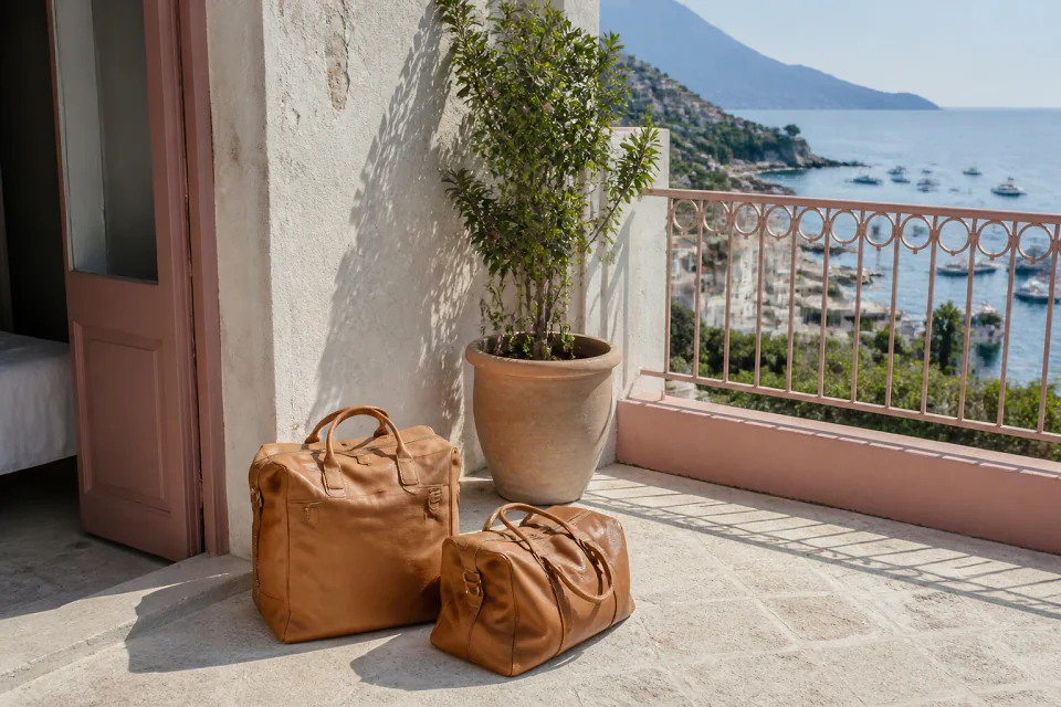 Bagages et hébergement pour un voyage de noces — illustration générée par IA