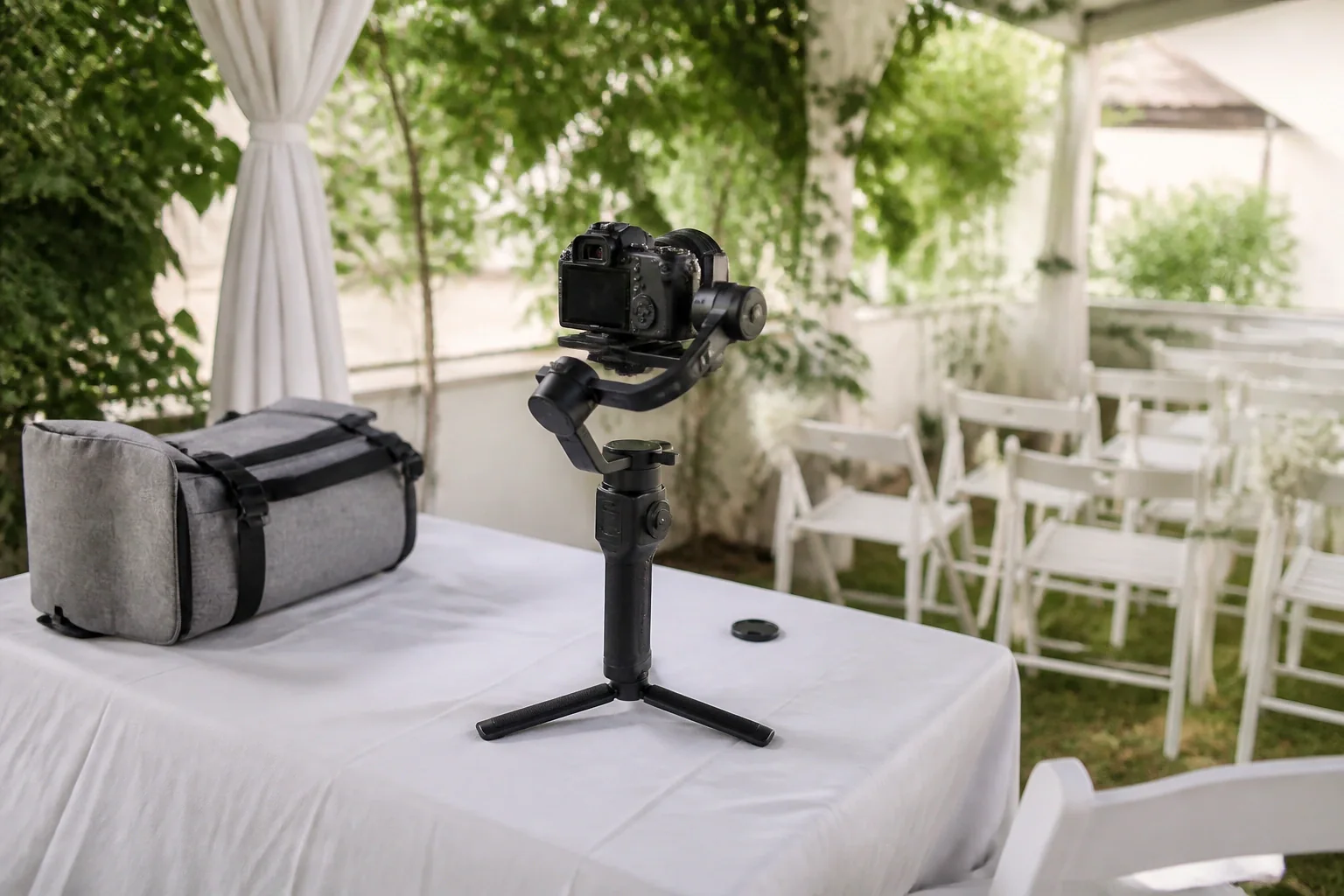 Matériel de tournage pour un film de mariage — illustration générée par IA