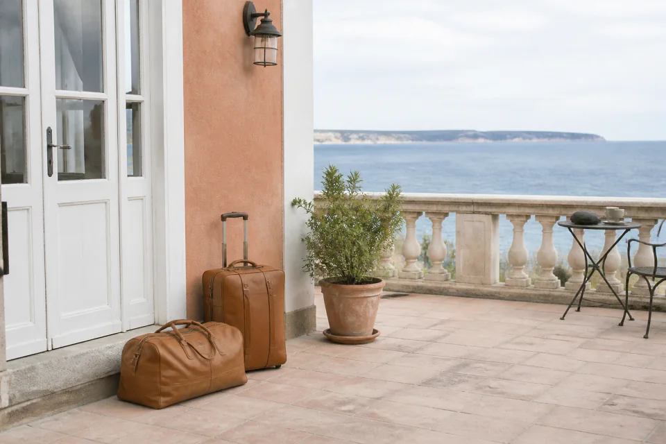 Bagages et hébergement pour un voyage de noces — illustration générée par IA