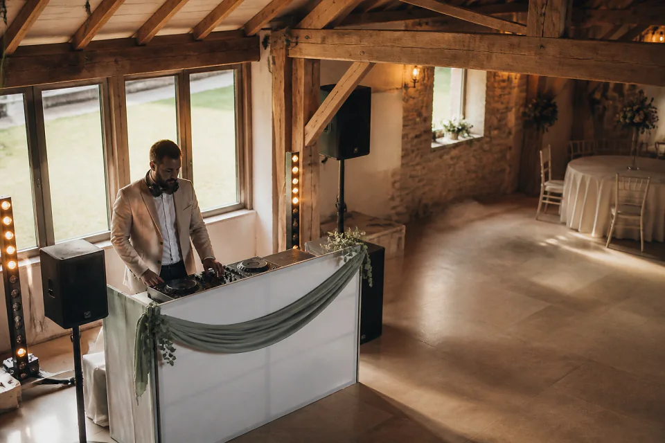 Préparation musicale d’une soirée de mariage — illustration générée par IA